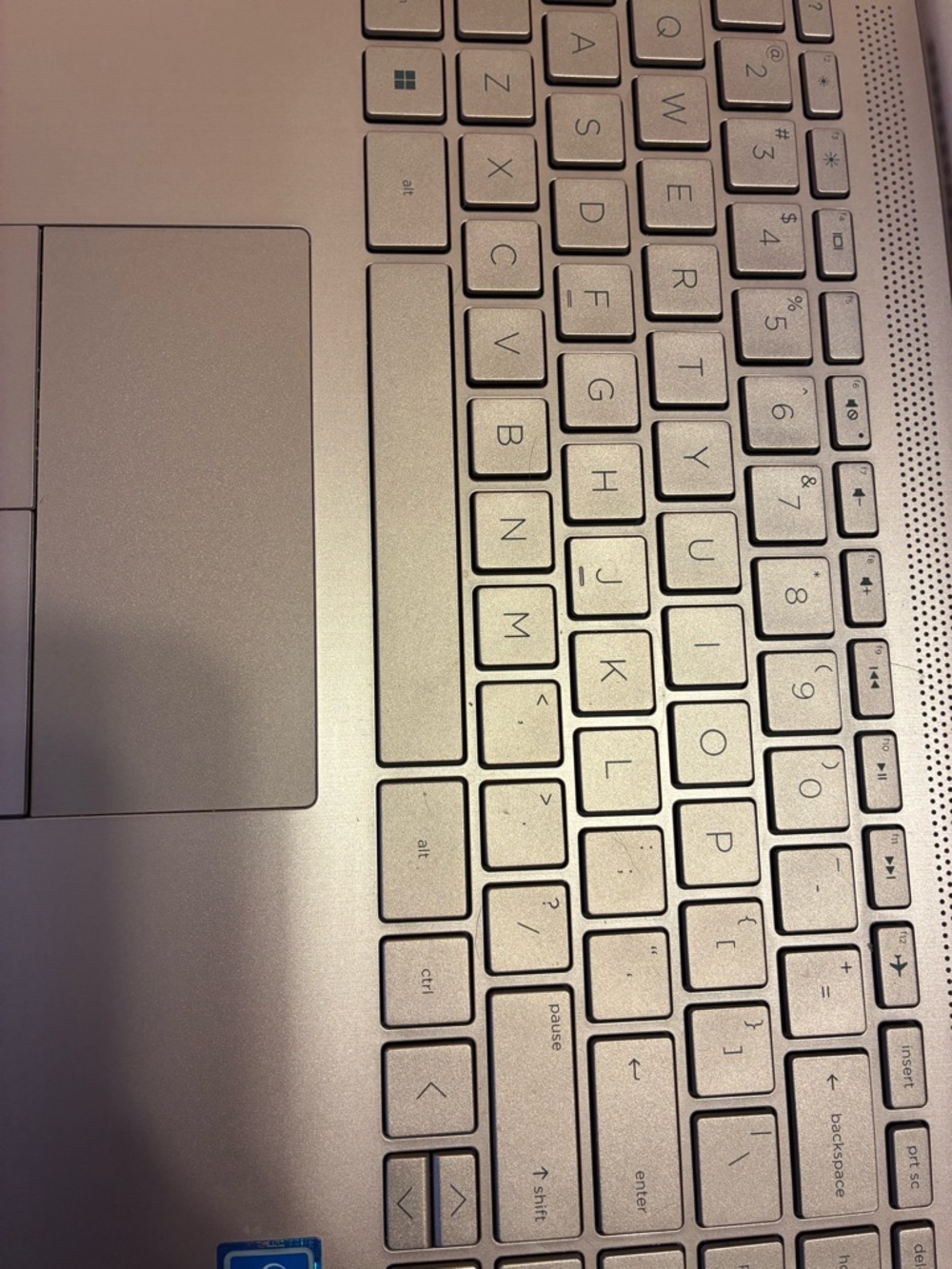 HP Pink (Rose Gold) Compact Laptop with HP Logo - Picture 4 of 5